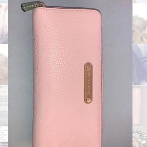 Michale Kors wallet